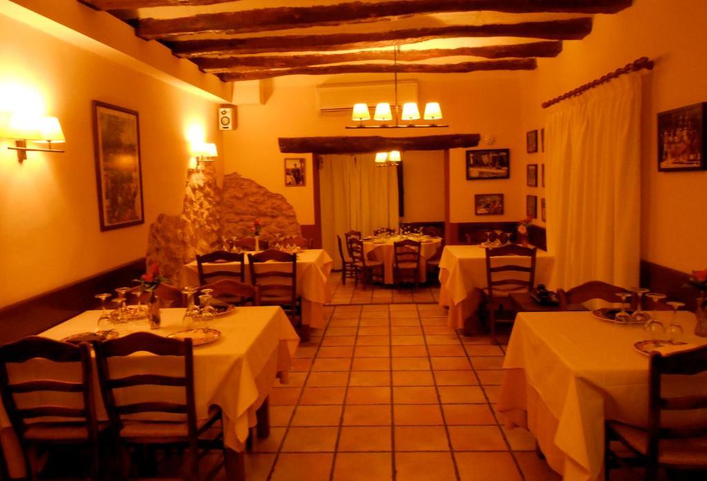 Hotel Rural Castillo De Biar Bagian luar foto